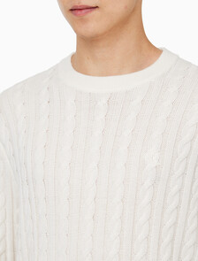 Buy 남성 케이블 크루넥 스웨터 in color WHITE
