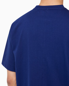 Buy 남성 CK 애슬레틱 릴렉스 핏 반팔 티셔츠 in color CRAYON BLUE