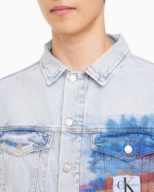 Buy 남성 오버사이즈핏 박시 크롭 데님 재킷 in color 028A CHALKY BLU