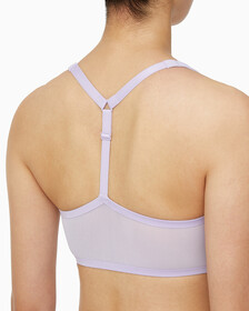 Buy 여성 하이서포트 CK 스포츠 브라 in color BRILLIANT WHITE