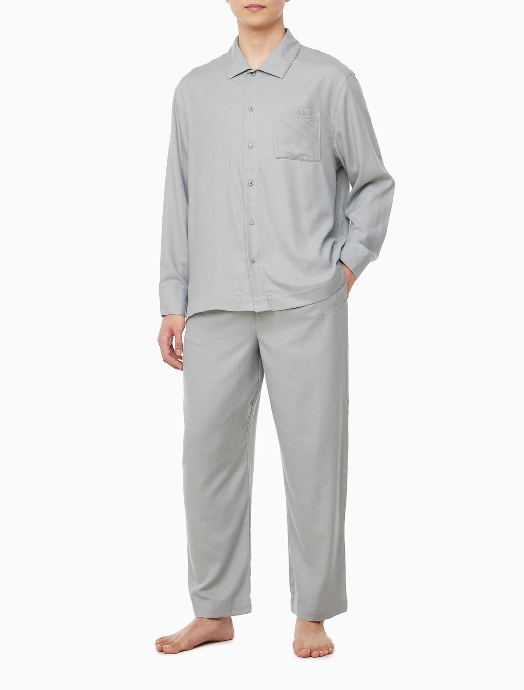 Buy 남성 울트라 소프트 플란넬 롱 슬리브 버튼 다운 in color GREY HEATHER