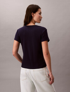 Buy 여성 모노그램 패치 슬림 와플 티 in color Evening Blue