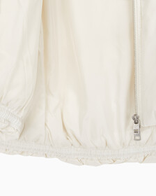 Buy 여성 숏다운 와이드넥 푸퍼 in color WHITE