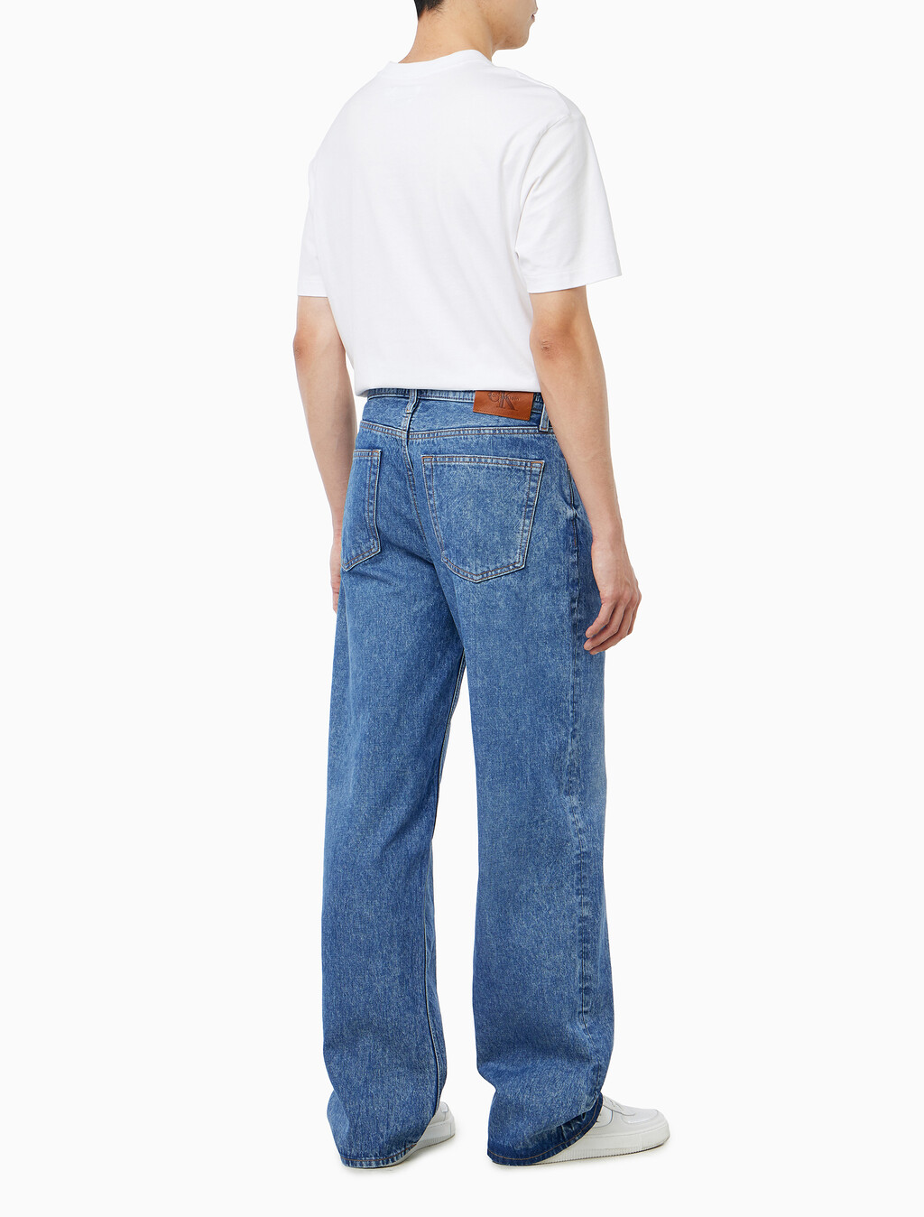 Buy 배기핏 진 in color Mid Blue