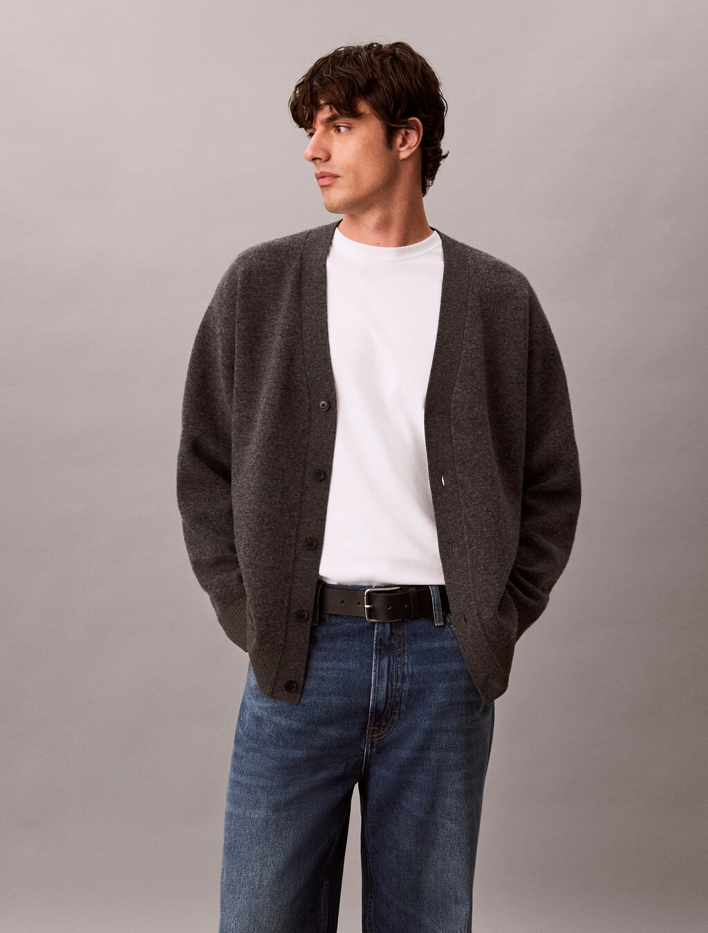 Buy 램스 울 블랜드 가디건 in color CHARCOAL HEATHER