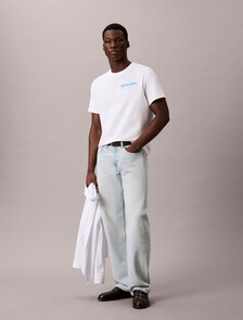 Buy 캘빈 디스크 스택 그래픽 티 in color BRIGHT WHITE