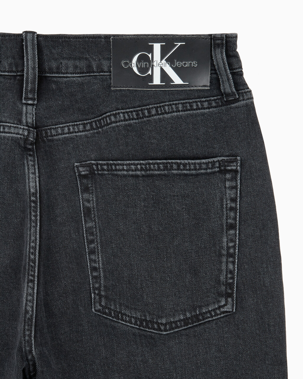 Buy 남성 뉴 와이드핏 블랙 데님 in color WASHED BLACK LOGO LACE