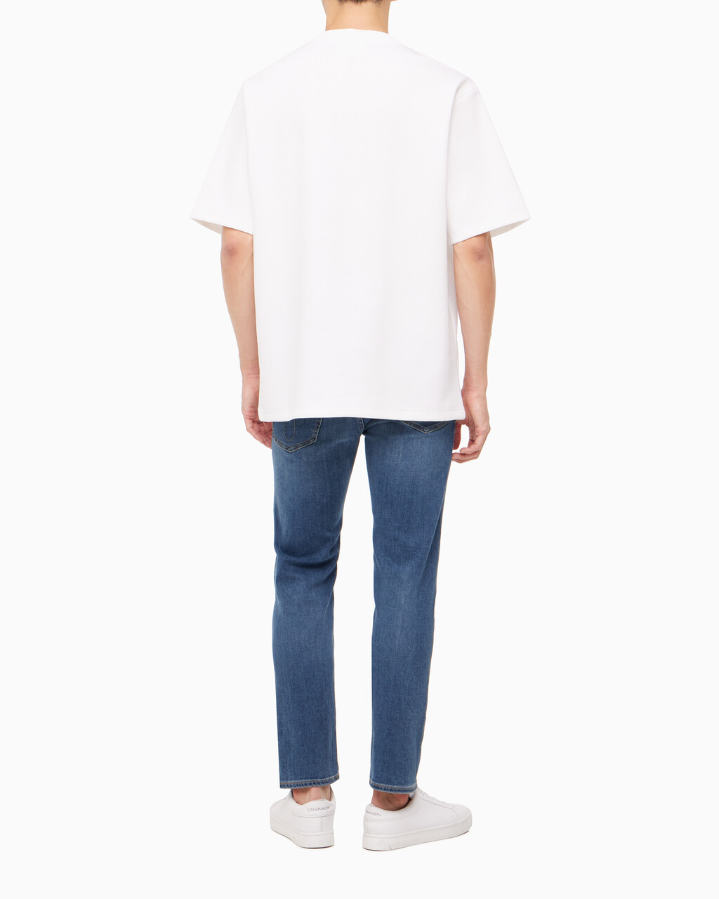 Buy 남성 릴렉스핏 인스티튜셔널 로고 반팔 스웨트셔츠 in color BRIGHT WHITE