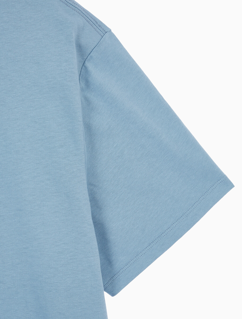 Buy 남성 레귤러핏 히어로 모노그램 로고 반팔 티셔츠 in color BLUE