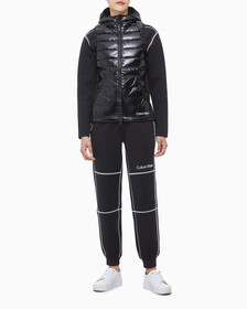 Buy 여성 슬림핏 다운 베스트 in color BLACK