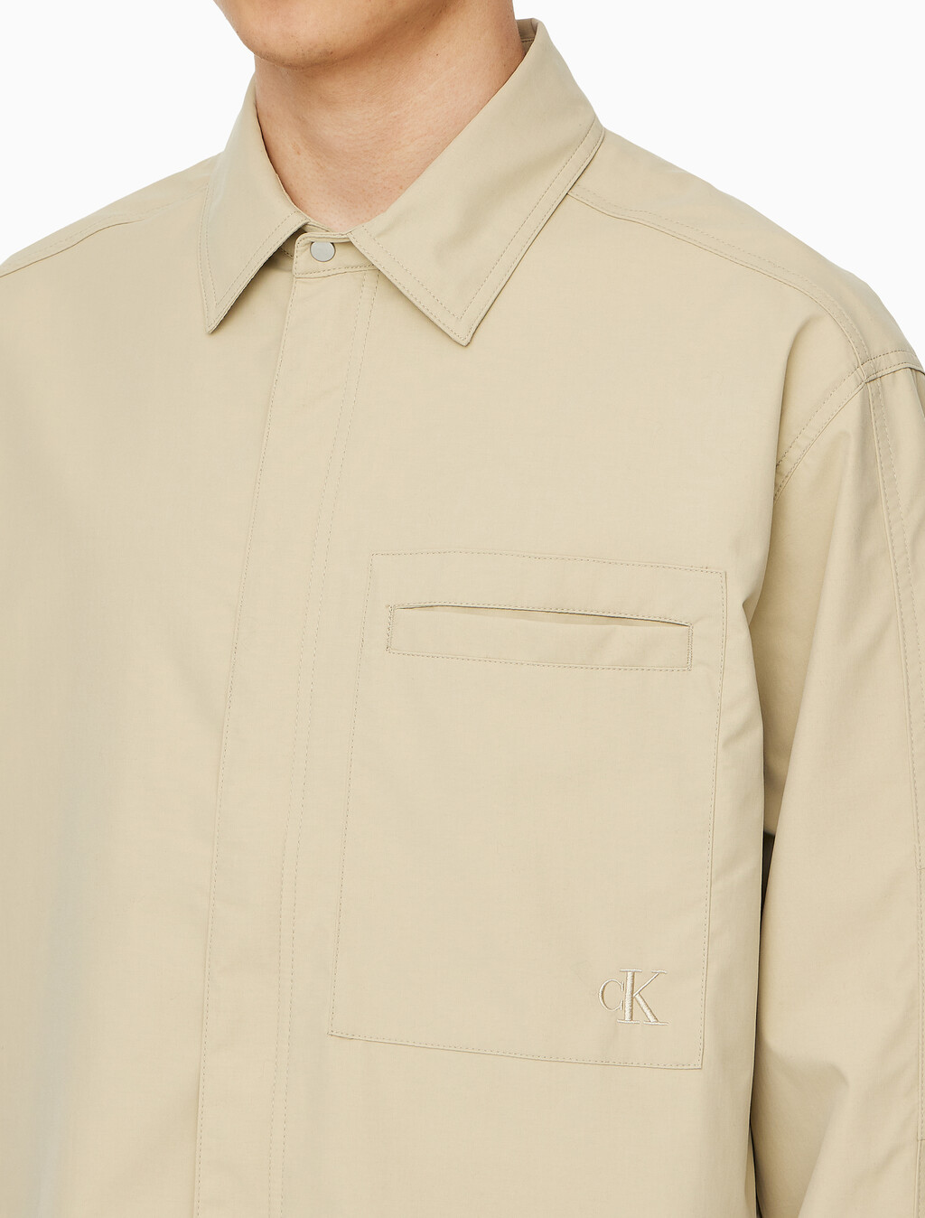 Buy 남성 유틸리티 기능성 집업 셔츠 in color PALE KHAKI