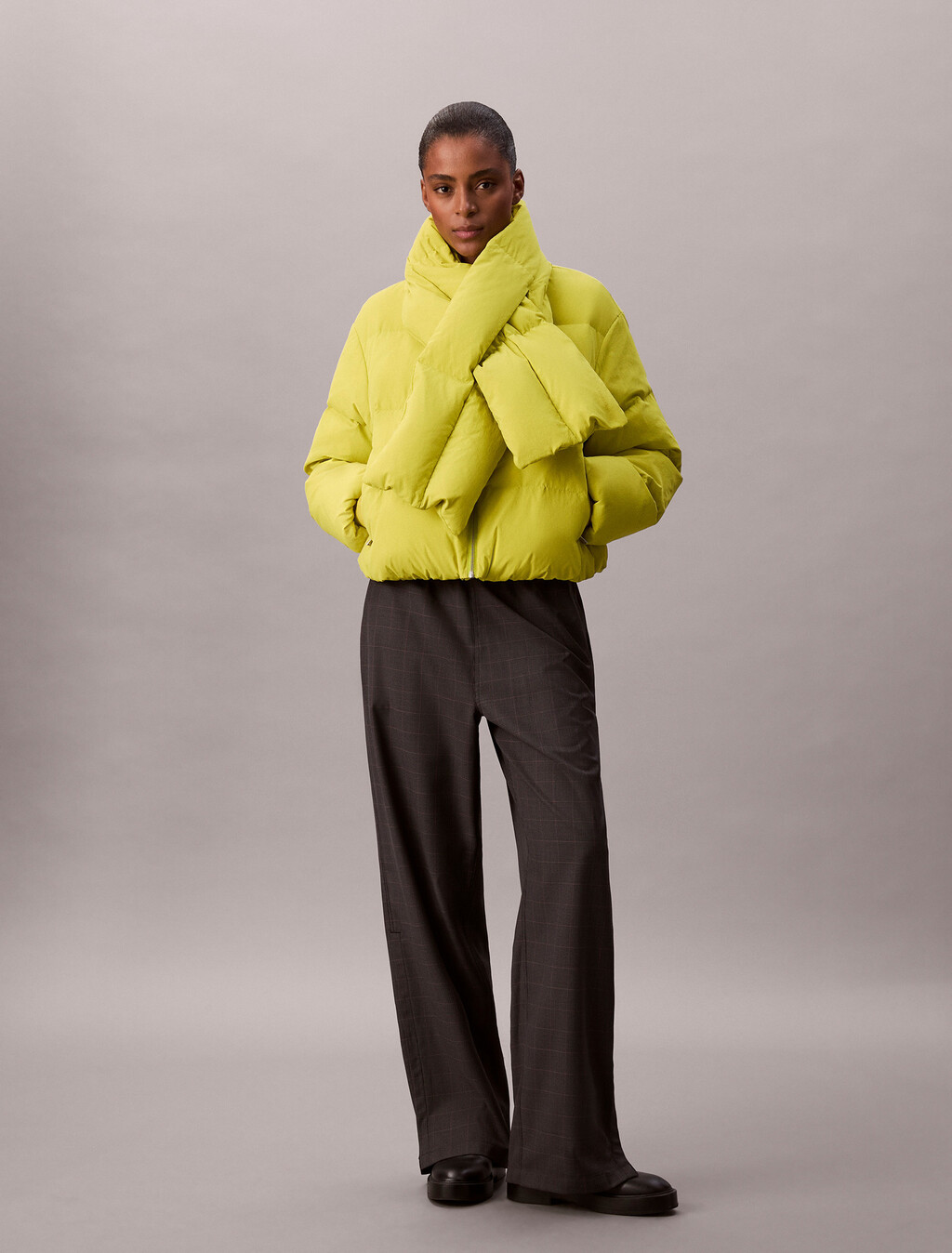 Buy 여성 스카프 숏 다움 in color yellow