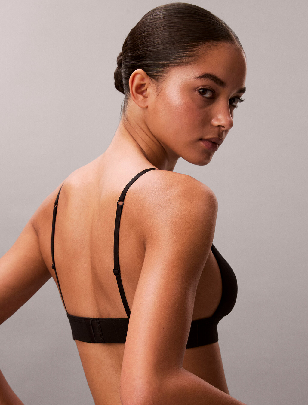 Buy 여성 헤리티지 애슬레틱 AF 트라이앵글 in color BLACK