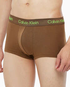 Buy 남성 스텐실로고 코튼스트레치 로우라이즈 트렁크 3PK in color BONE WHITE, NIGHTSHADE, COFFEE LIQUEUR