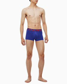 Buy 남성 퓨쳐쉬프트 마이크로 로우라이즈 트렁크 in color SPECTRUM BLUE/SPICY ORANGE