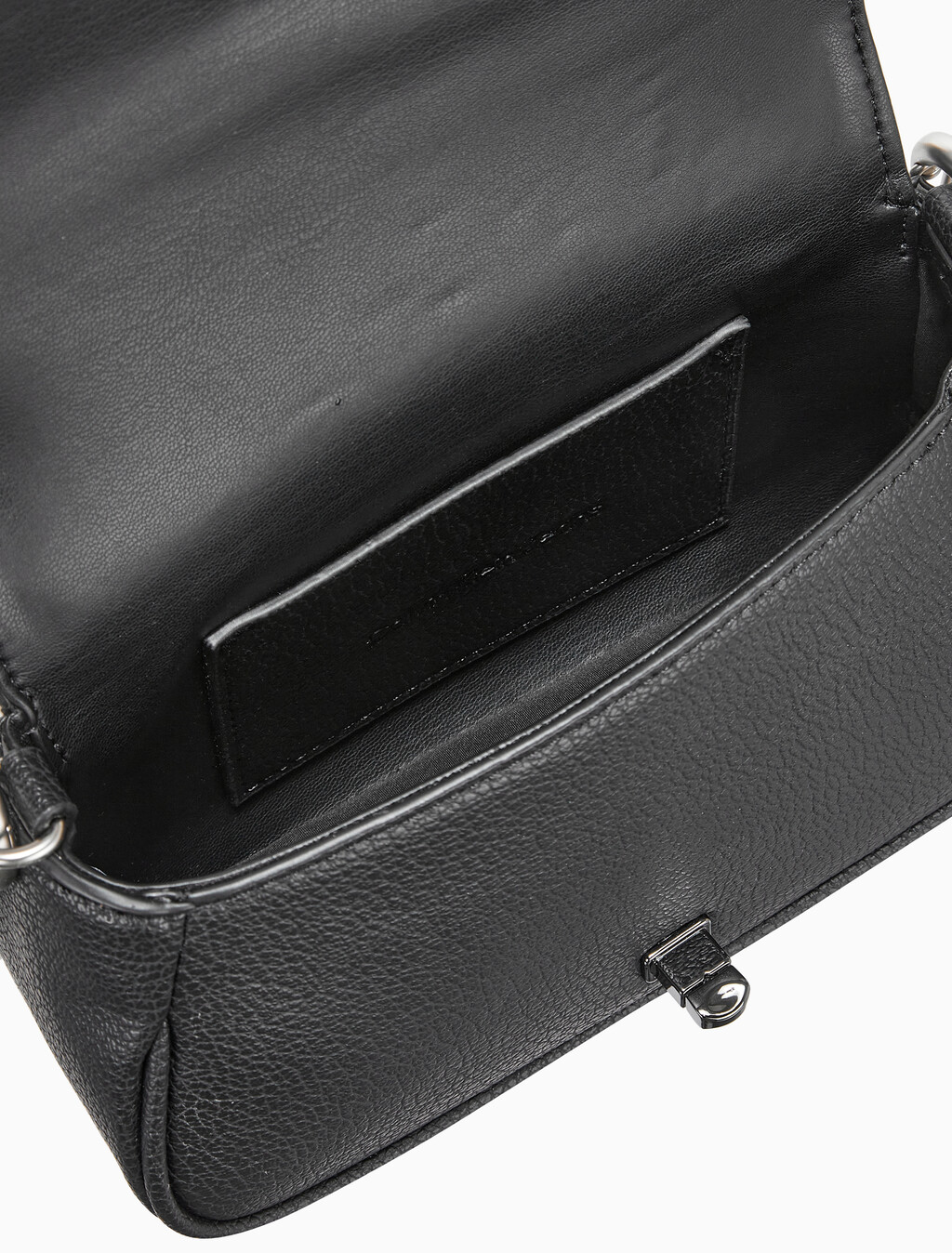 Buy 여성 미니멀 모노그램 체인 플랩 미니 숄더백 in color BLACK