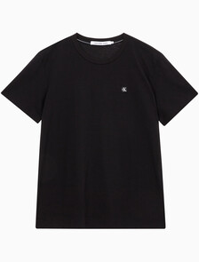 Buy 남성 레귤러핏 CK 로고 뱃지 반팔 티셔츠 in color CK BLACK