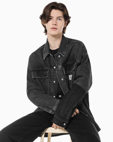 Buy 남성 오버사이즈 유틸리티 블랙 데님 셔츠 재킷 in color GREY STEPPED RELEASE HEM