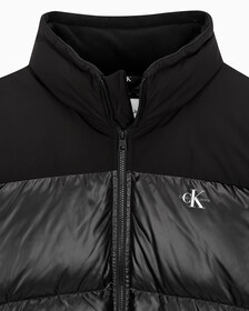 Buy 남녀공용 릴렉스 숏 블로킹 다운 푸퍼 in color CK BLACK