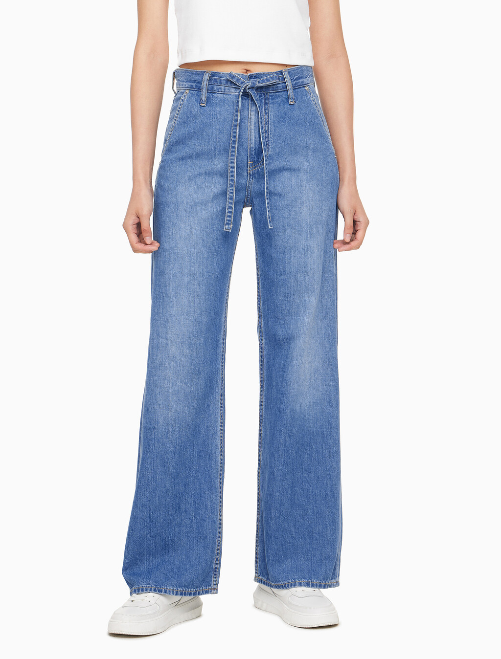 Buy 여성 하이라이즈 와이드핏 미드블루 텐셀 데님 in color MID BLUE BACK EMBRO