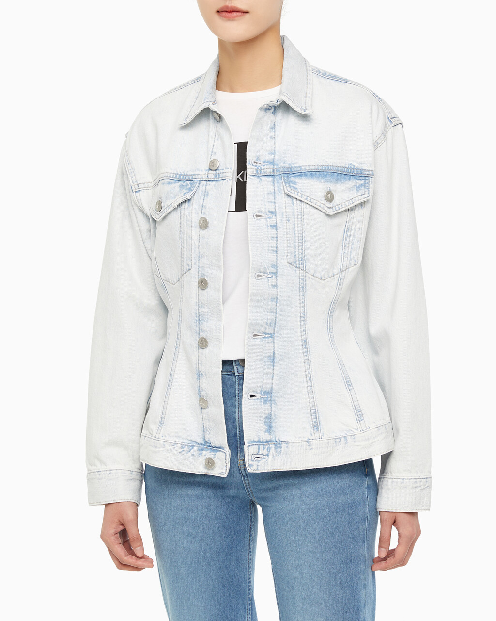 Buy 여성 오버사이즈핏 코르셋 데님 재킷 in color 028A CHALKY BLU