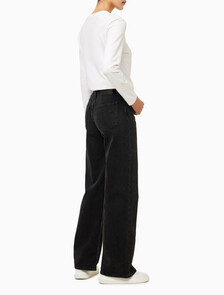 Buy 여성 와이드핏 하이라이즈 블랙 데님 in color WASHED BLACK LOGO LACE