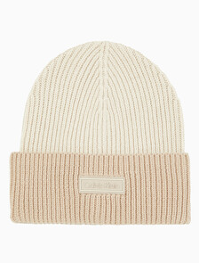 Buy 남녀공용  투톤 컬러 로고 패치 비니 in color CHALK