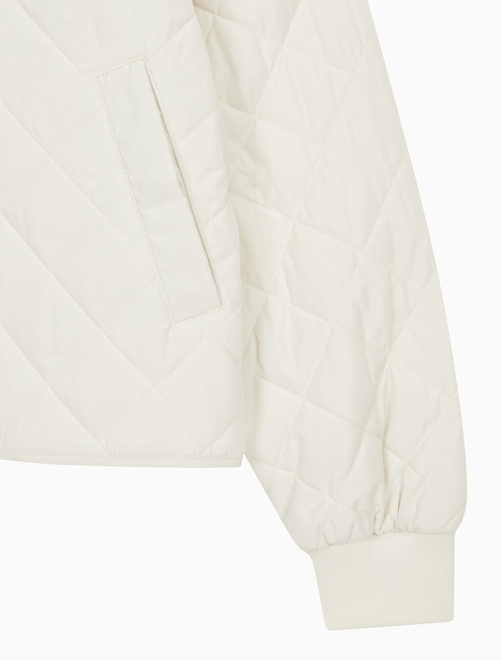 Buy 여성 라이트웨이트 퀼티드 자켓 in color WHITE