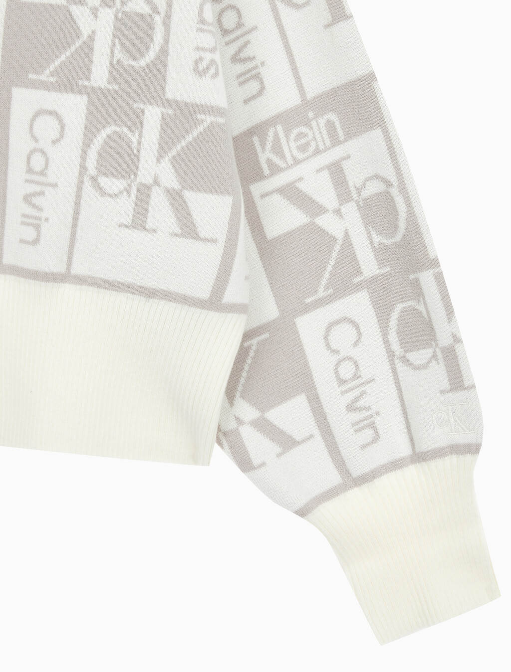 Buy 여성 투웨이 브이넥 AOP 크롭 가디건 in color GREY