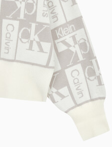 Buy 여성 투웨이 브이넥 AOP 크롭 가디건 in color GREY