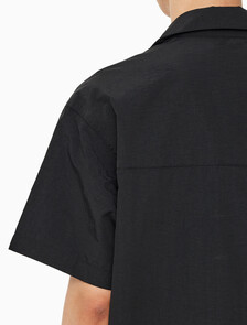 Buy 남성 릴렉스핏 반팔 셔츠 in color CK BLACK