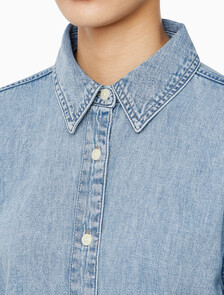 Buy 여성 릴렉스핏 데님 셔츠 in color RIVIERA
