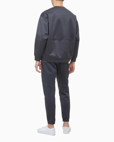 Buy 남성 릴렉스핏 스웻셔츠 in color BLACK