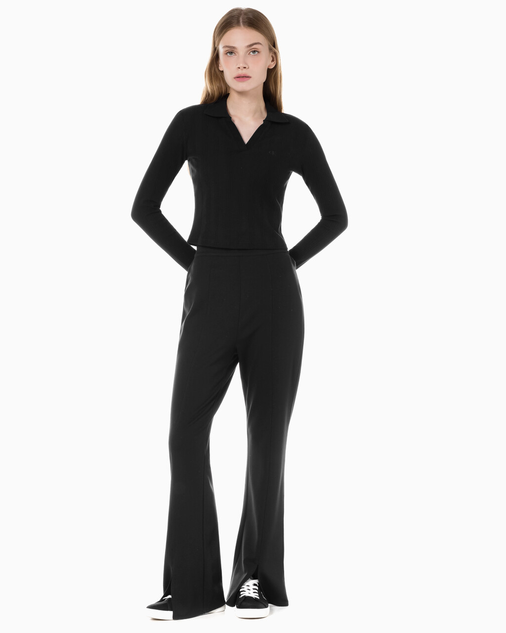 Buy 여성 밀라노 테이퍼드 플레어팬츠 in color CK BLACK