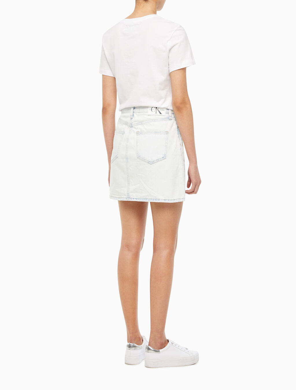 Buy 여성 하이라이즈 미니 데님 스커트 in color CHALKY BLUE