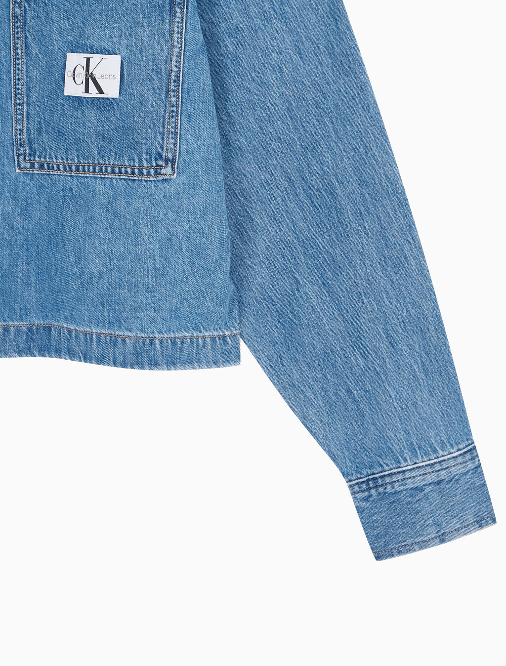 Buy 여성 크롭 대드핏 데님 셔츠 in color CHALKY BLUE