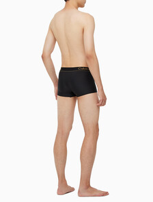 Buy 남성 CK 블랙 홀리데이 로우라이즈 드로즈 in color BLACK