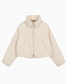 Buy 여성 패커블 울트라 라이트 다운 in color PINK BEIGE