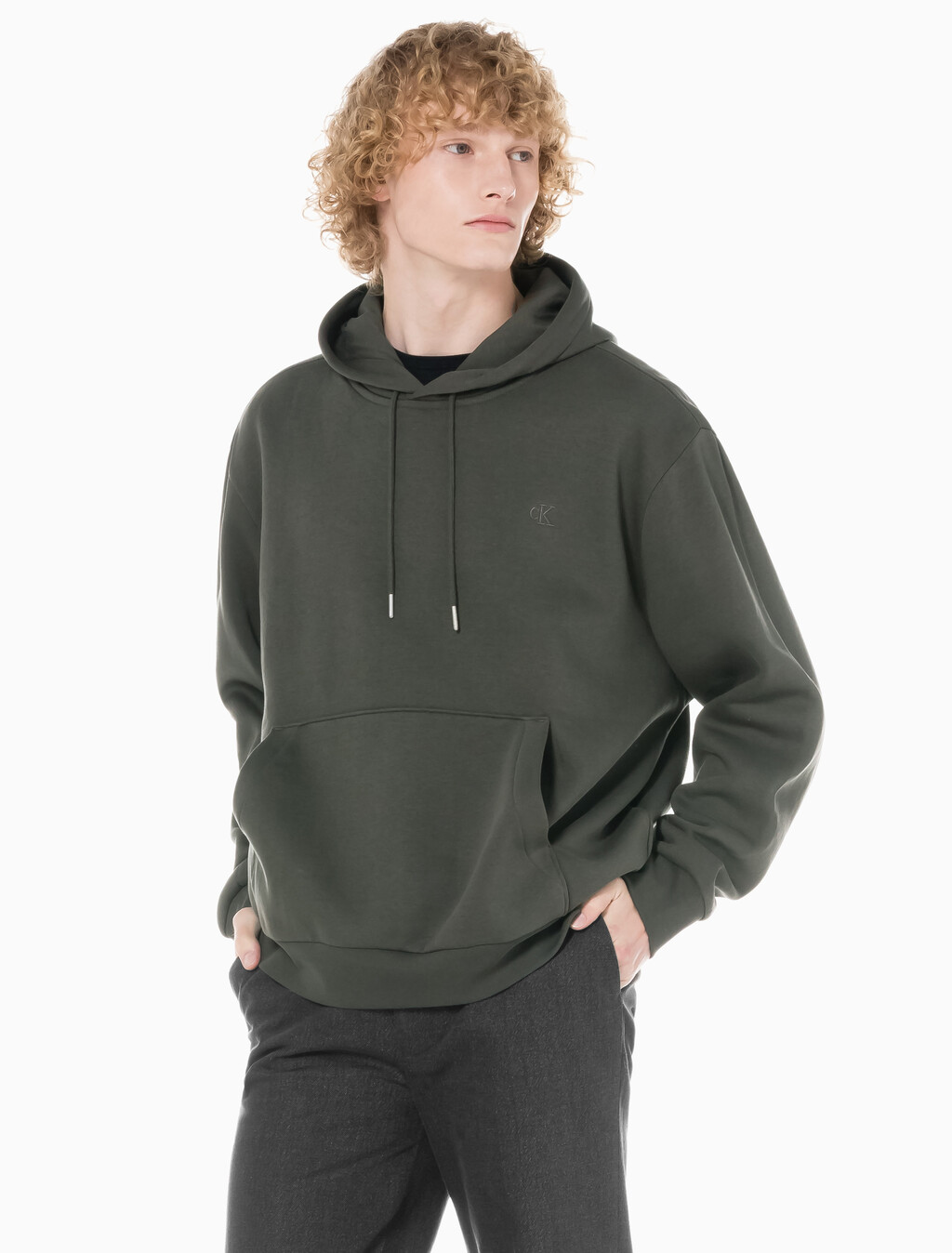 Buy 남성 롱슬리브 아카이브 플리스 후디 in color CHARCOAL