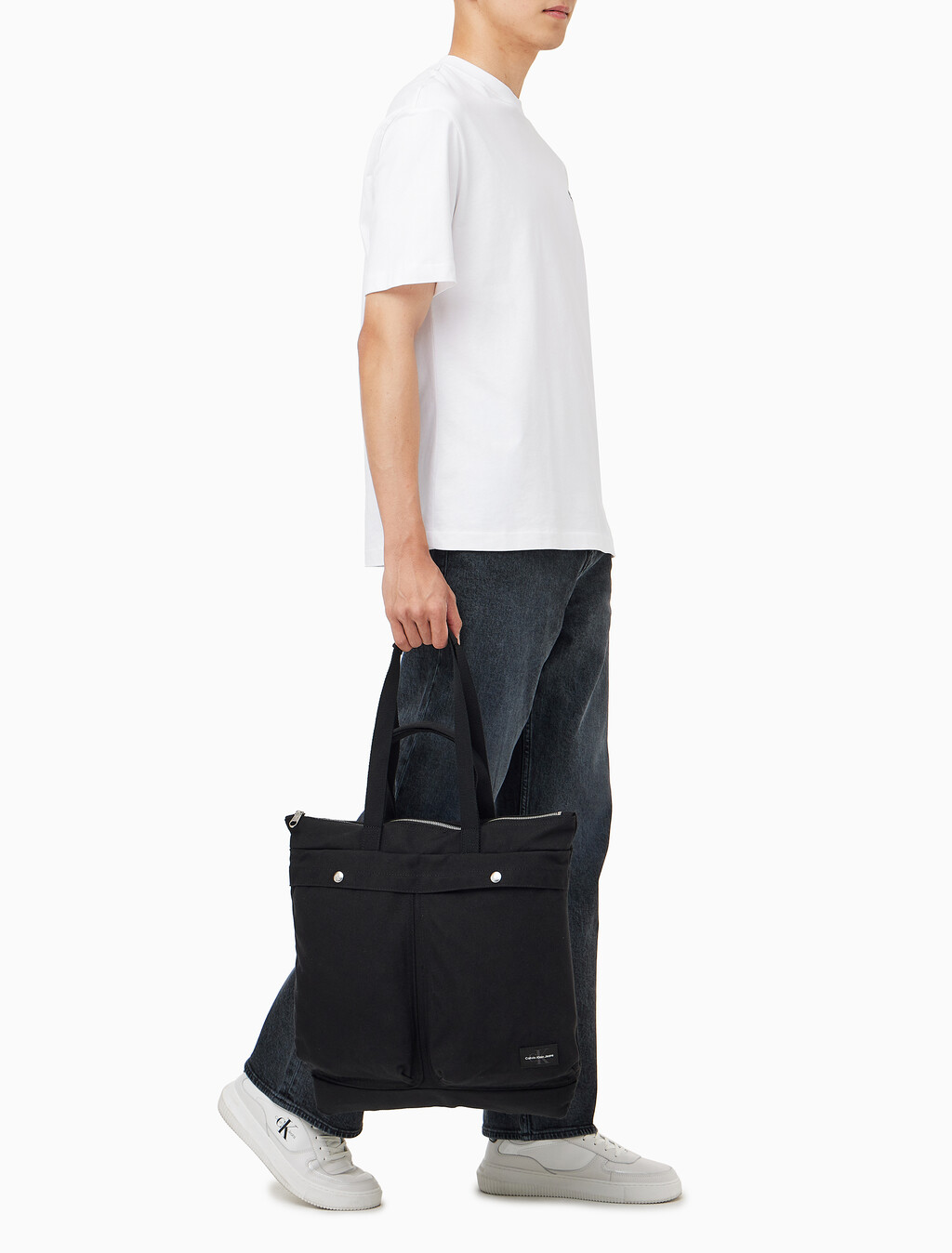 Buy 남녀공용 CKJ 워크웨어 헬멧백 in color BLACK