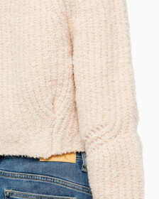 Buy 여성 크롭 케이블 가디건 in color PINK BEIGE