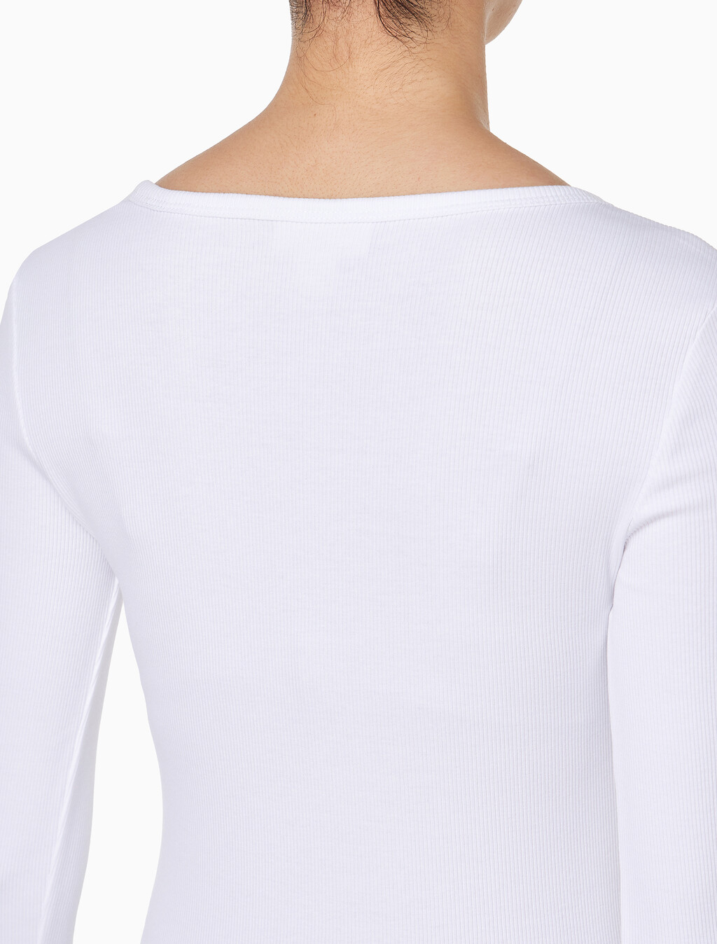 Buy 여성 L/S 우블 라벨 스쿱넥 립 티셔츠 in color BRILLIANT WHITE