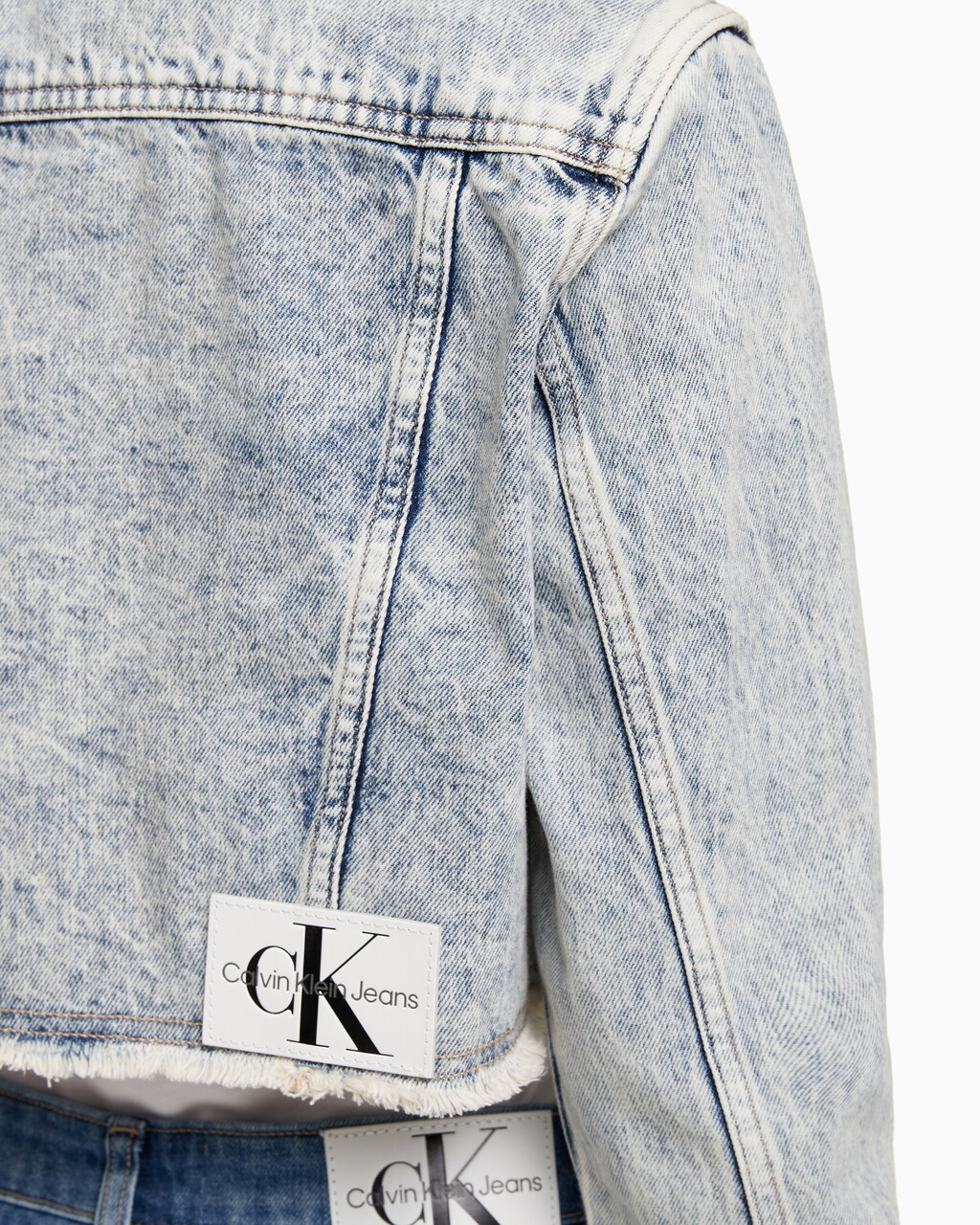 Buy 여성 익스트림 90's 크롭 데님 재킷 in color 028A CHALKY BLU