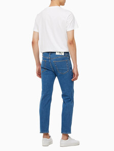 Buy 남성 슬림 스트레이트 크롭핏 미드블루 에코 쿨 데님 in color MID BLUE BACK EMBRO