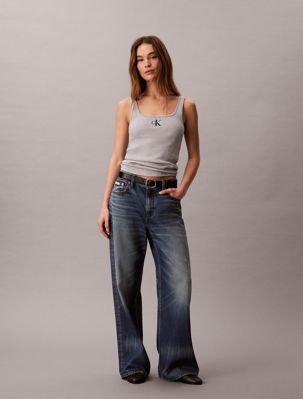 Buy 여성 모노로고 스쿱 립 탱크탑 in color HEROIC GREY HEATHER