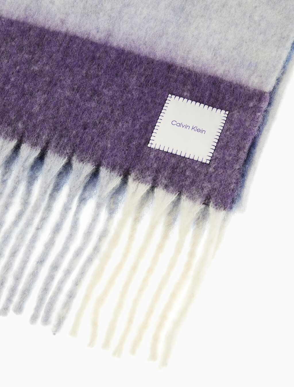 Buy 남녀공용  패치로고 배색 체크 머플러 in color Blue