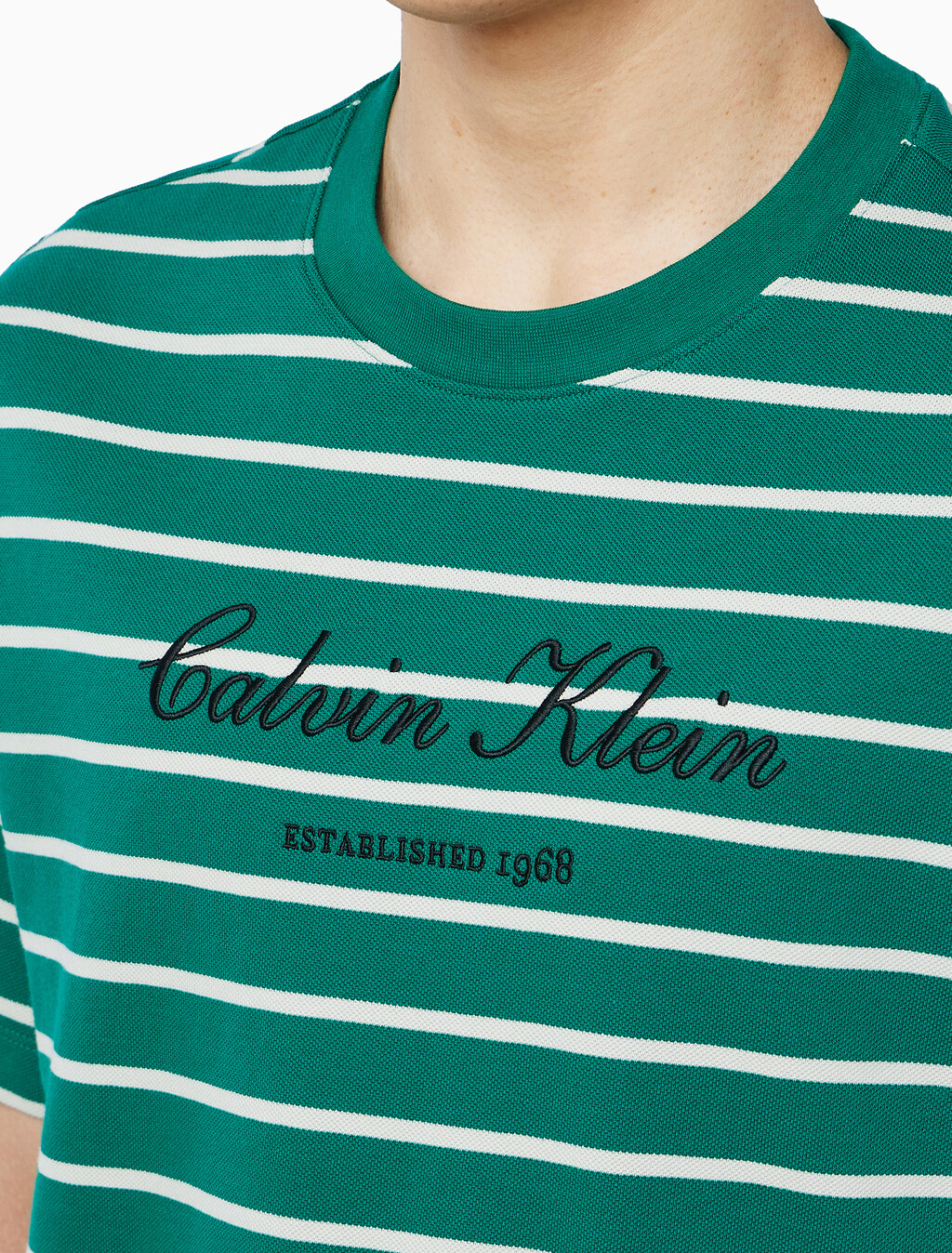 Buy 스트라이프 피케 캘빈 NYC 티 in color Green
