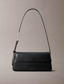 Buy 여성 벨티드 스몰 숄더 백 in color BLACK