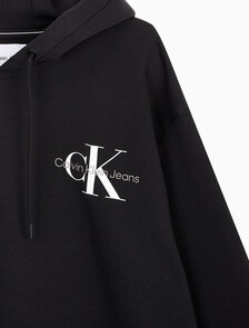 Buy 남녀공용 릴렉스핏 스몰 모노그램 로고 기모 후디 in color CK BLACK