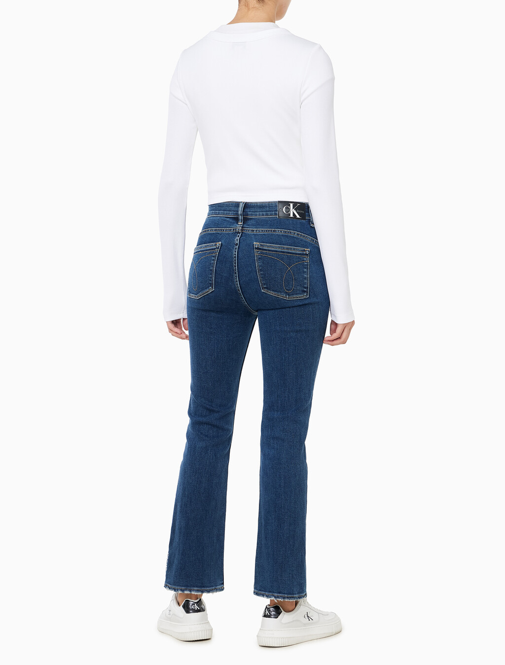 Buy 여성 우븐라벨 베이비립 가디건 in color BRIGHT WHITE